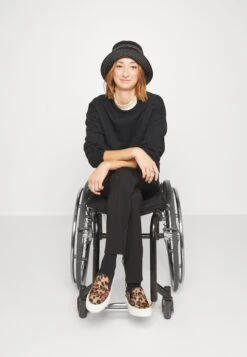 Anna Field Sweatshirt - Black -Anna Field 07da0b0abe574083886f5e5aeb35e560