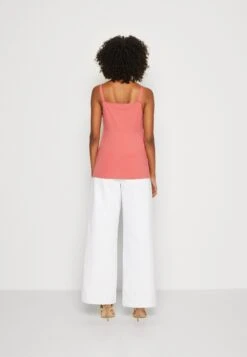 Anna Field Top - Light Red -Anna Field 122a10ab92304d9483a88b9df6321ee6