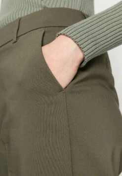 Anna Field Chinos - Dark Green 11 Anna Field Chinos - Dark Green -Anna Field 17bcf537a96847c4ad0133b8f71d7cbf