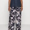 Trousers - Multi-Coloured/Off-White 2 Trousers - Multi-Coloured/Off-White -Anna Field 1e78f671e41a4be2aa7e4c9ad2fecef4