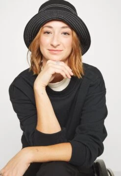 Anna Field Sweatshirt - Black -Anna Field 4285c9590afe4476b807229c4a850b23