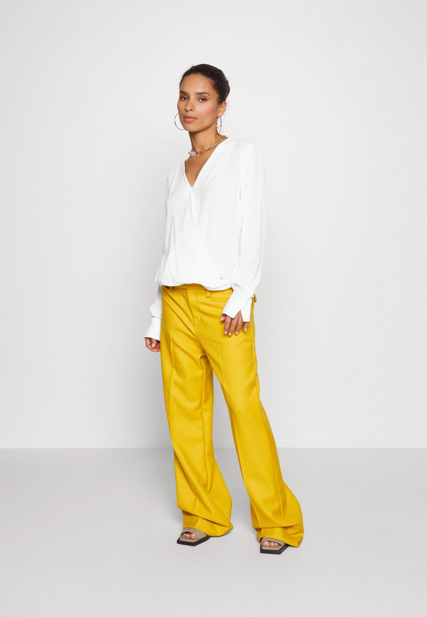 Blouse -Off-White 4 Blouse -Off-White - Image 2