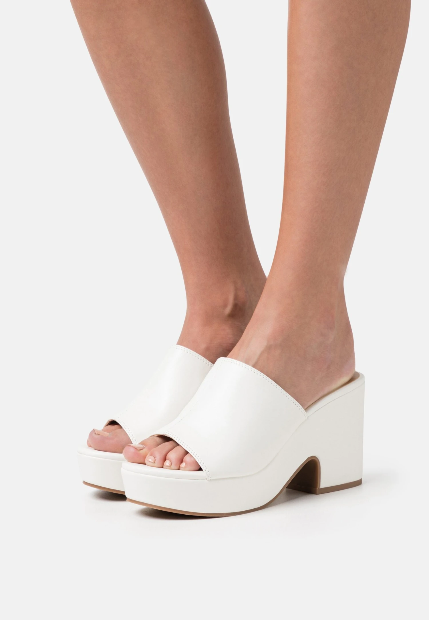 Wide Fit - Heeled Mules -White 3 Wide Fit - Heeled Mules -White