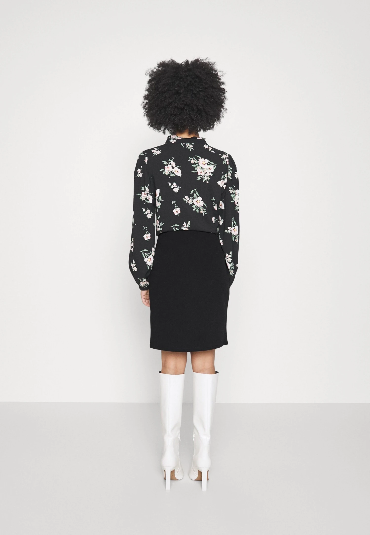 Panel Asymmetric - Mini Skirt 5 Panel Asymmetric - Mini Skirt - Image 3