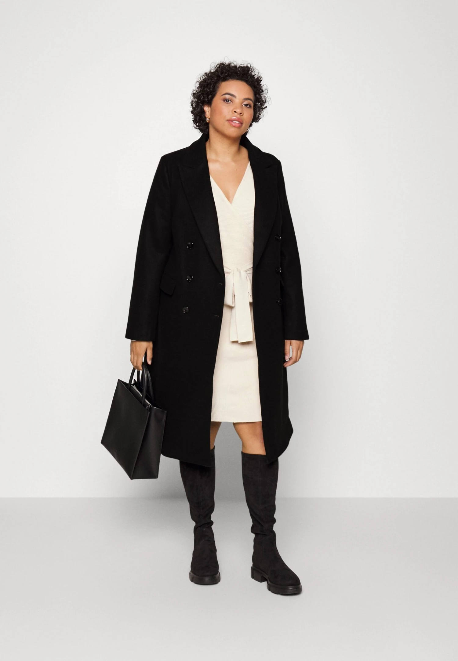 Classic Coat - Black 4 Classic Coat - Black - Image 2