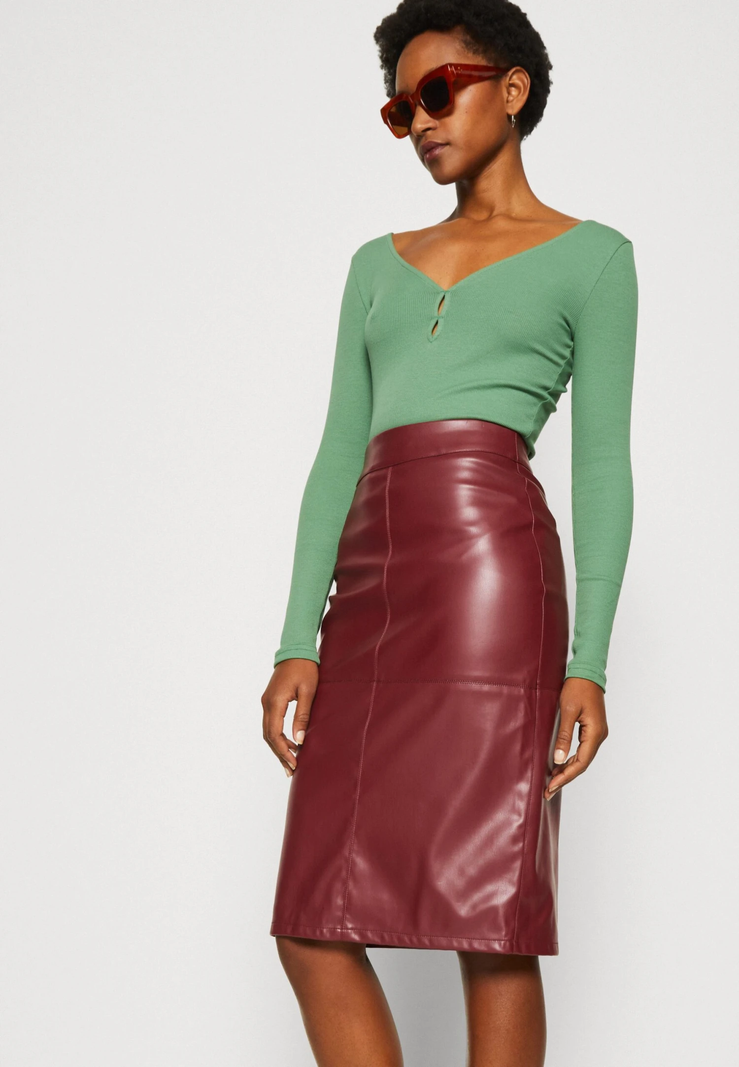 Anna Field Pencil Skirt - Bordeaux 6 Anna Field Pencil Skirt - Bordeaux - Image 4