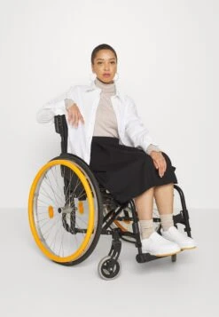 Anna Field Pleated Skirt - Black 18 Anna Field Pleated Skirt - Black -Anna Field 833718ac8d3540e6aed3d1a78b880364