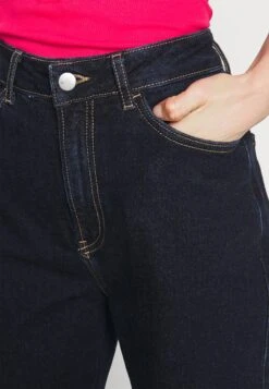 Kick Flare - Bootcut Jeans - Dark Blue Denim 15 Kick Flare - Bootcut Jeans - Dark Blue Denim -Anna Field 876cd3cd6c0946fa9168852372ad4c26