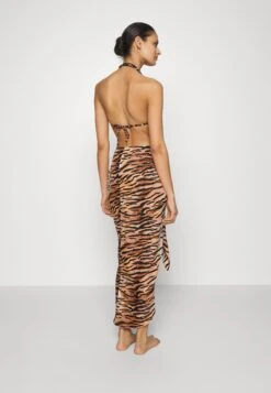 Anna Field Geo Print Sarong / 917 - Multi-Coloured - Wrap Skirt - Multi-Coloured 10 Anna Field Geo Print Sarong / 917 - Multi-Coloured - Wrap Skirt - Multi-Coloured -Anna Field 8d714a8f00bc438f90b1a6d1b6f75c4c