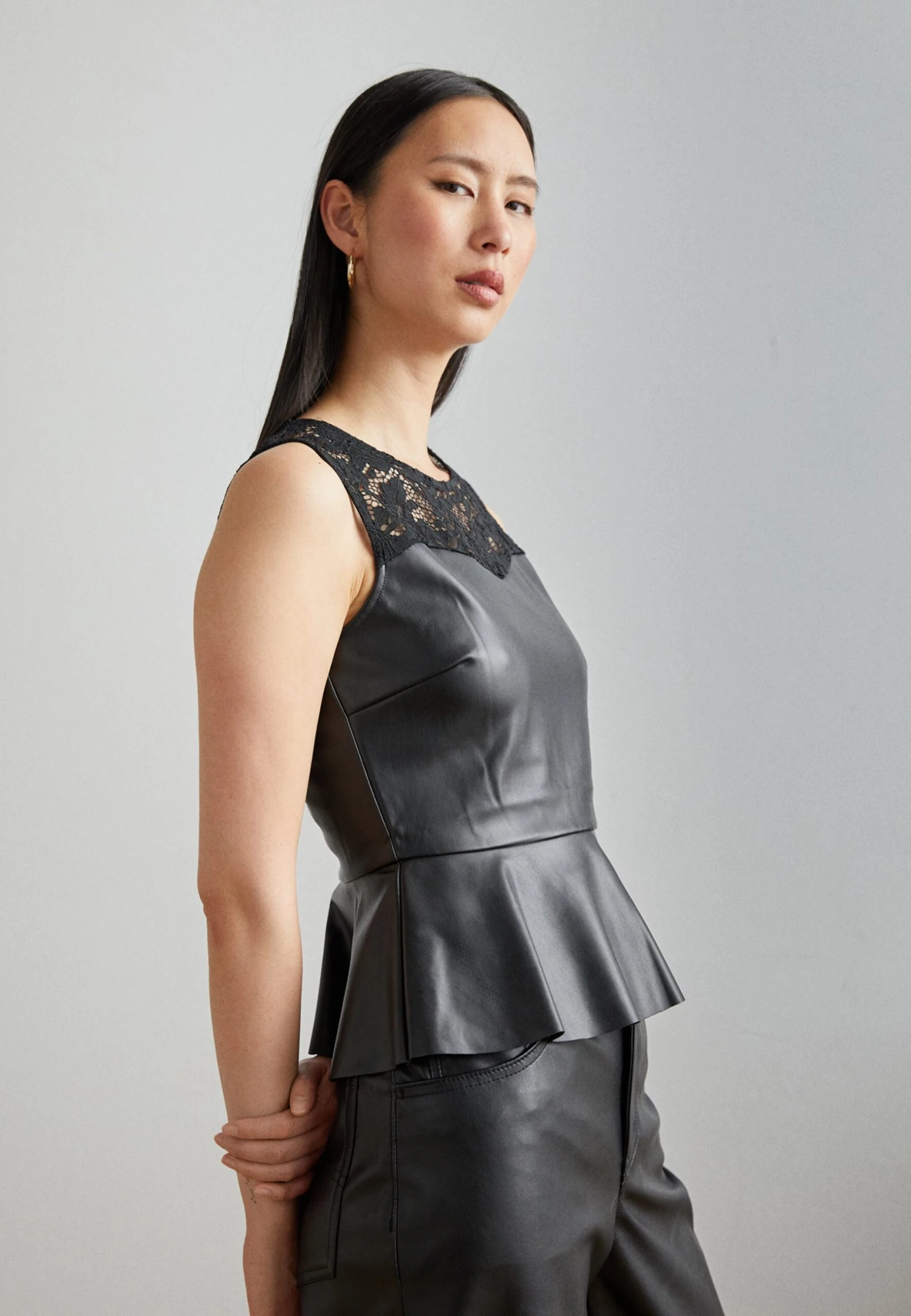 Anna Field Top - Top 3 Anna Field Top - Top