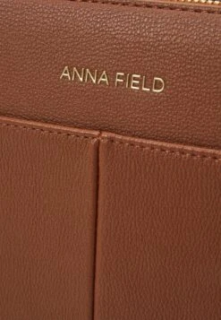 Anna Field Across Body Bag - Cognac 9 Anna Field Across Body Bag - Cognac -Anna Field b6185a91aae042a5b72dd309e5b57c3a