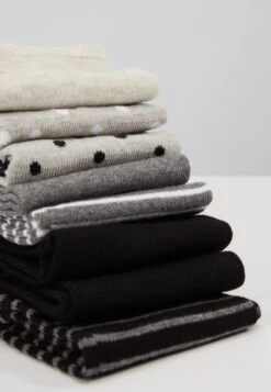 Anna Field 8Pp Spot Stripe - Socks 9 Anna Field 8Pp Spot Stripe - Socks -Anna Field c4f9f9de7c754216a2ed0c3f542fba9e