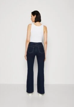 Anna Field Flared Jeans - Dark Blue 10 Anna Field Flared Jeans - Dark Blue -Anna Field c5fe20281aa042ee819b21b089fd48c0