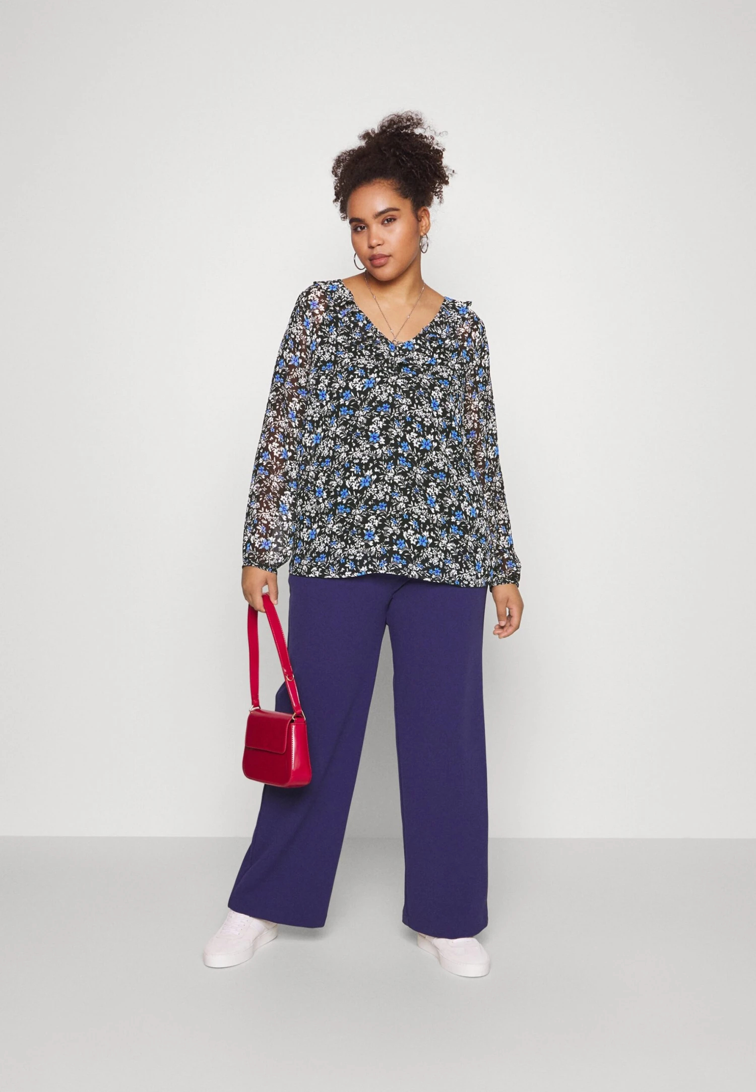 Blouse - Black 4 Blouse - Black - Image 2