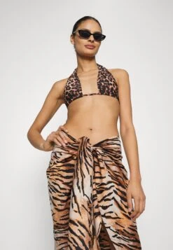 Anna Field Geo Print Sarong / 917 - Multi-Coloured - Wrap Skirt - Multi-Coloured 11 Anna Field Geo Print Sarong / 917 - Multi-Coloured - Wrap Skirt - Multi-Coloured -Anna Field dc17e0303d78408699fb119aff181c64