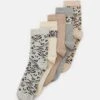 Anna Field 5 Pack - Socks - Beige/Grey 2 Anna Field 5 Pack - Socks - Beige/Grey -Anna Field dda585b071e94eb2b337ba64e018816b