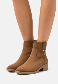 Anna Field Classic Ankle Boots - Cognac