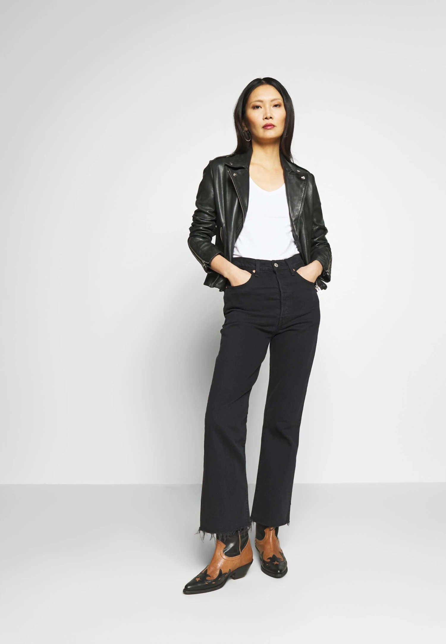 Anna Field 3 Pack - Basic T-Shirt - Black, White 4 Anna Field 3 Pack - Basic T-Shirt - Black, White - Image 2