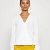 Blouse -Off-White 1 Blouse -Off-White -Anna Field fc052f3054694040b9d3f7c5cdda9337
