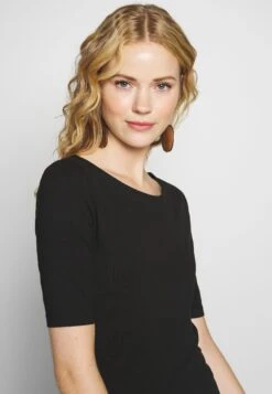 Anna Field Basic T-Shirt - Black 11 Anna Field Basic T-Shirt - Black -Anna Field fcb6d62c5fdf45e0a6f82918e21e656d